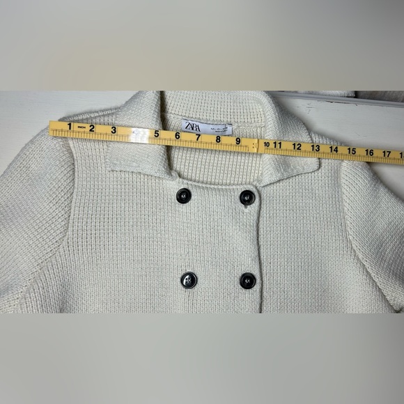 Zara Cream Double-Breasted Chunky Knit  Lapel Sweater Size L - Picture 6 of 11